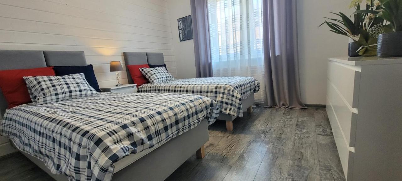 Apartament Formoza กดิเนีย ภายนอก รูปภาพ